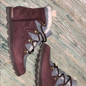 Sorel Women’s Booties size 8